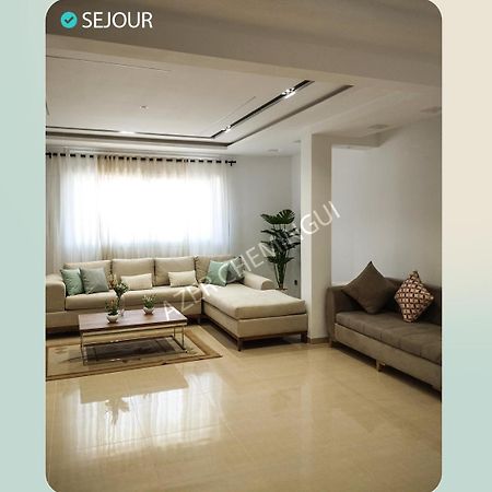 Appartements De Luxe Pres De La Mer ナブール エクステリア 写真