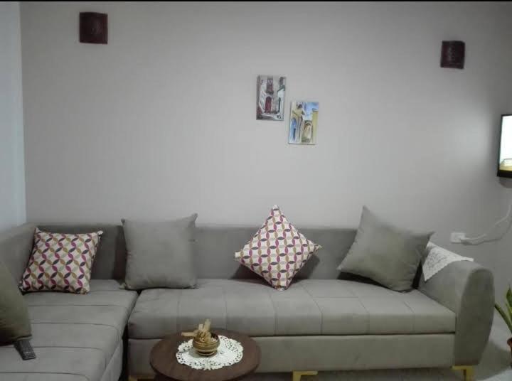 Appartements De Luxe Pres De La Mer ナブール エクステリア 写真