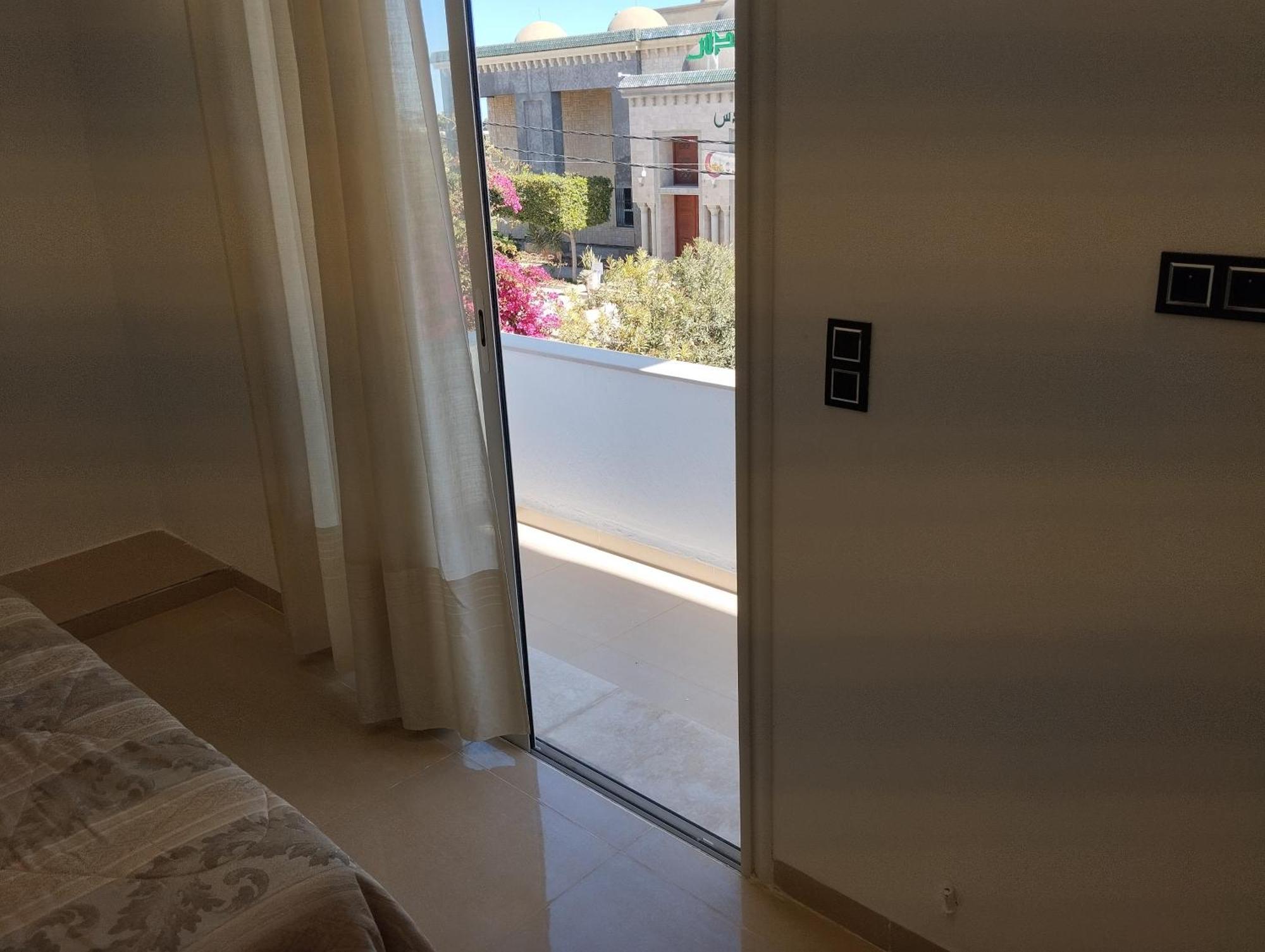 Appartements De Luxe Pres De La Mer ナブール エクステリア 写真