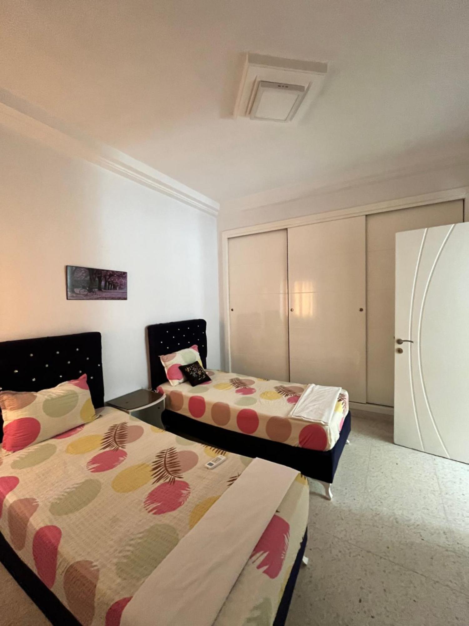 Appartements De Luxe Pres De La Mer ナブール エクステリア 写真