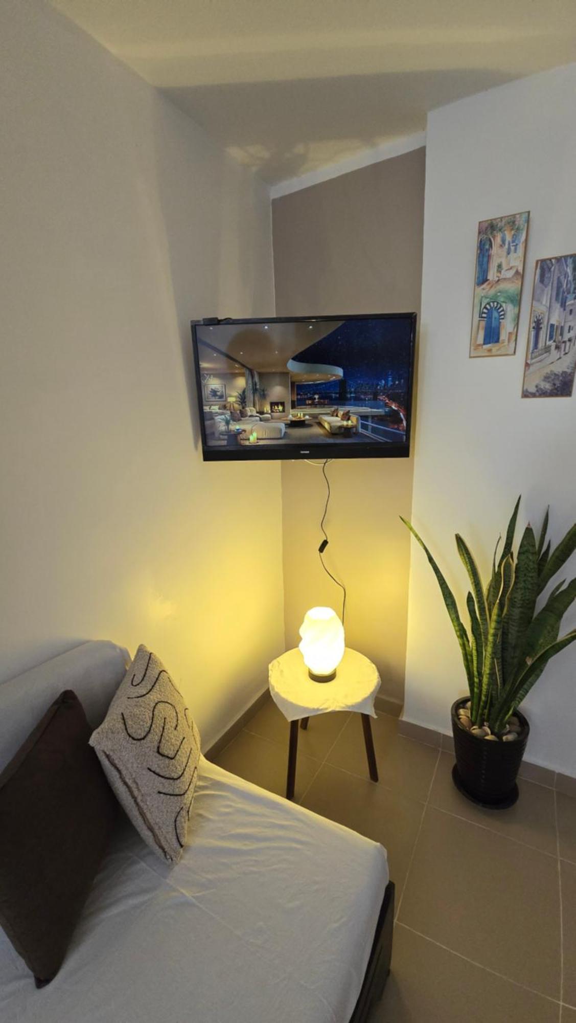 Appartements De Luxe Pres De La Mer ナブール エクステリア 写真